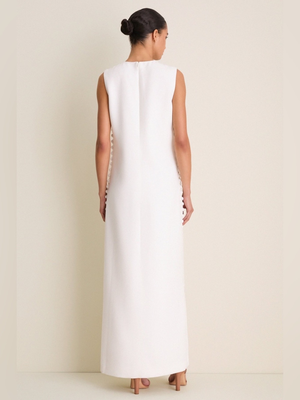 Tuckernuck Crepe Button Camille Maxi Dress in Cloud White Size 6 NWT - Picture 4 of 16